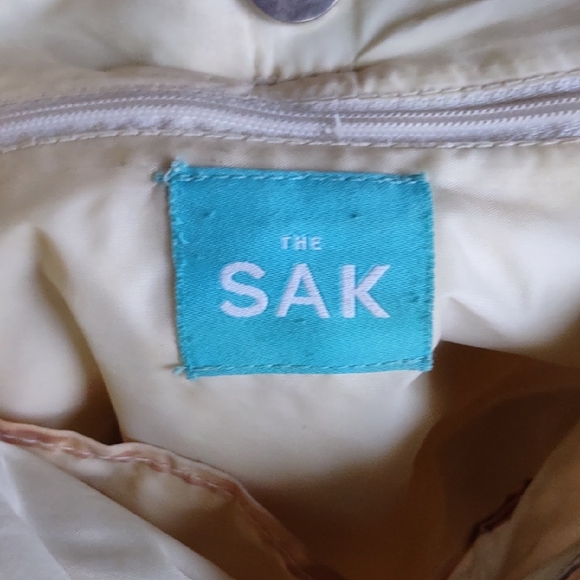 The Sak Montara Wood Beaded Hobo Bag. - Picture 11 of 13